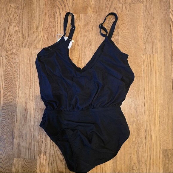 Gottex Black Contouring One Piece Slimming Swimsuit Women’s Size 12 NWOT - Picture 4 of 6